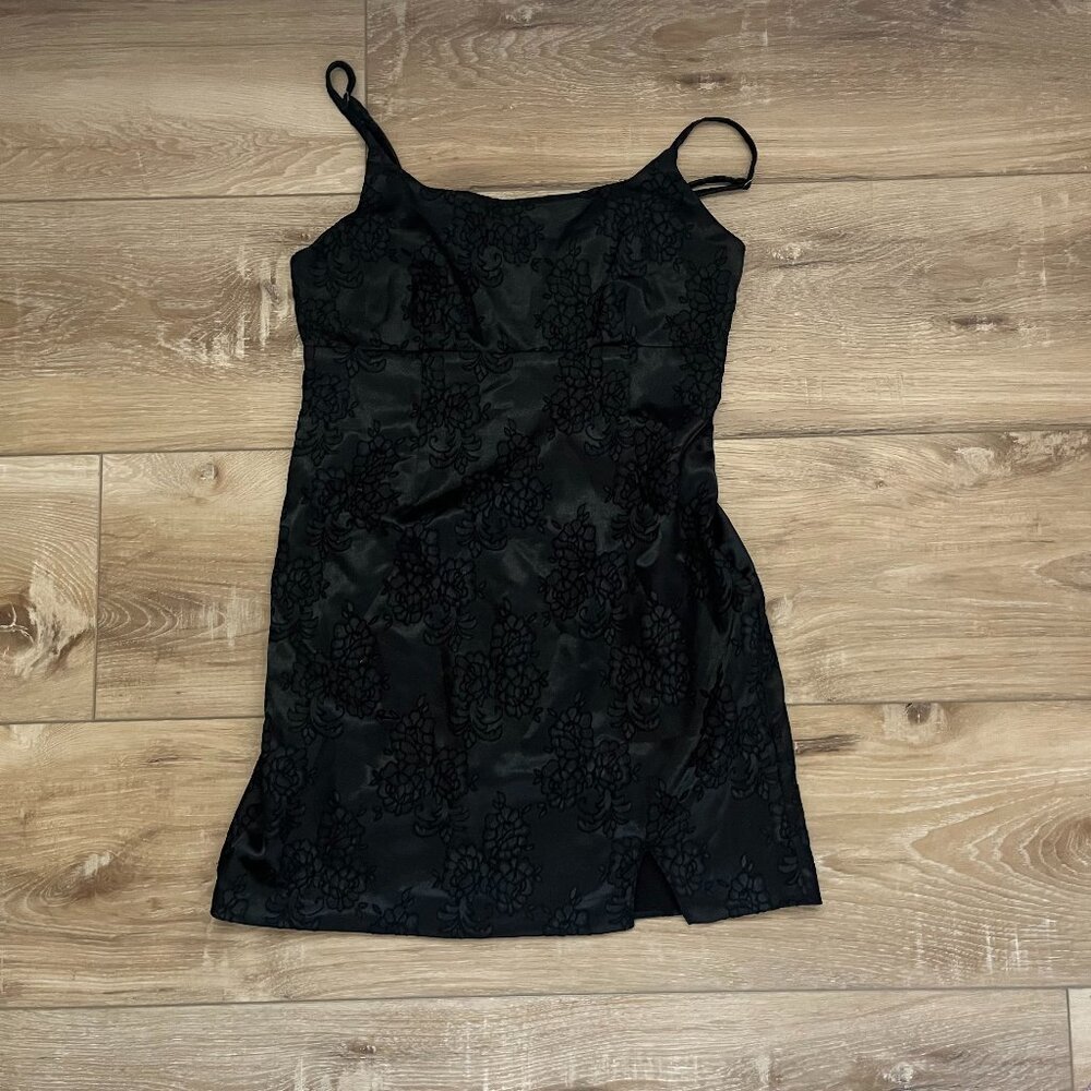Wild fable dress, floral motif, black size small